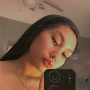 Meet your Posher, Nita